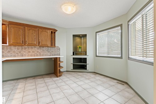 205 Oeming Road, Edmonton, AB - Indoor Photo Showing Other Room