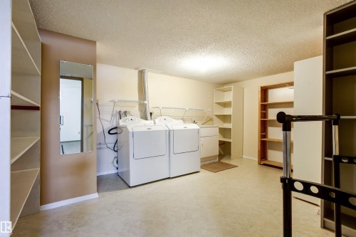 205 Oeming Road, Edmonton, AB - Indoor Photo Showing Laundry Room