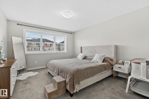 11 3710 Allan Drive, Edmonton, AB - Indoor Photo Showing Bedroom
