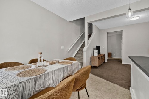 11 3710 Allan Drive, Edmonton, AB - Indoor Photo Showing Bedroom