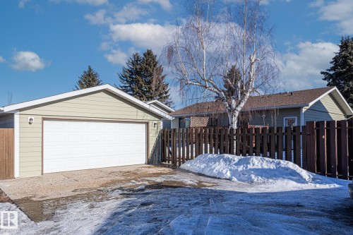 160 Clareview Road, Edmonton, AB - Outdoor
