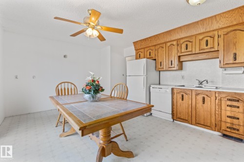 160 Clareview Road, Edmonton, AB - Indoor