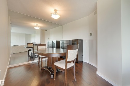 1003 12319 Jasper Avenue, Edmonton, AB - Indoor Photo Showing Dining Room