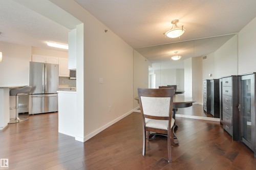 1003 12319 Jasper Avenue, Edmonton, AB - Indoor