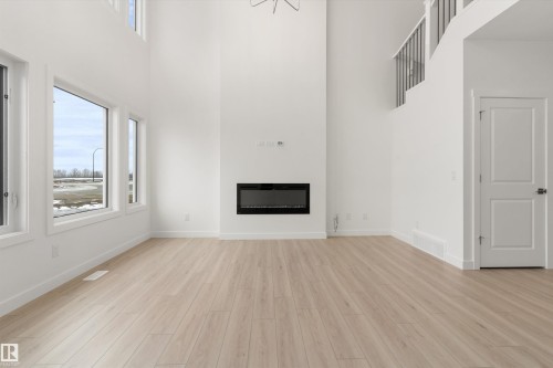 19127 20 Avenue, Edmonton, AB - Indoor With Fireplace