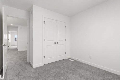 19127 20 Avenue, Edmonton, AB - Indoor Photo Showing Other Room