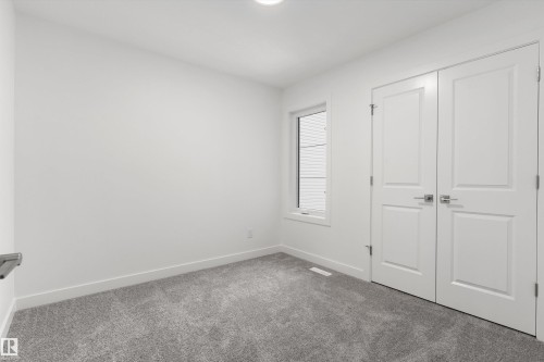 19127 20 Avenue, Edmonton, AB - Indoor Photo Showing Other Room