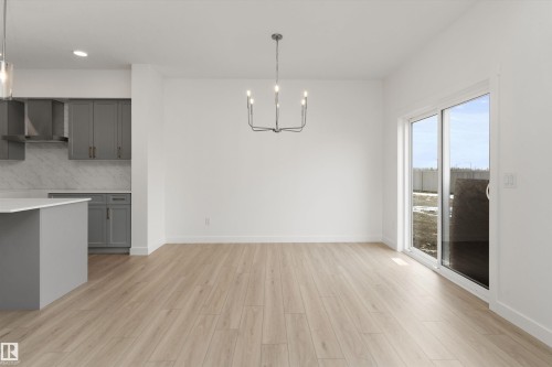 19127 20 Avenue, Edmonton, AB - Indoor Photo Showing Kitchen