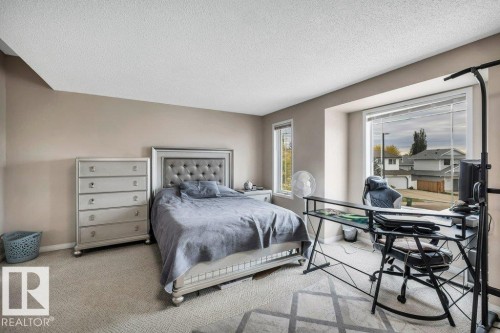 3740 29 Street, Edmonton, AB - Indoor Photo Showing Bedroom