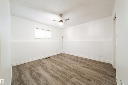 18007 57 Avenue, Edmonton, AB - Indoor Photo Showing Other Room