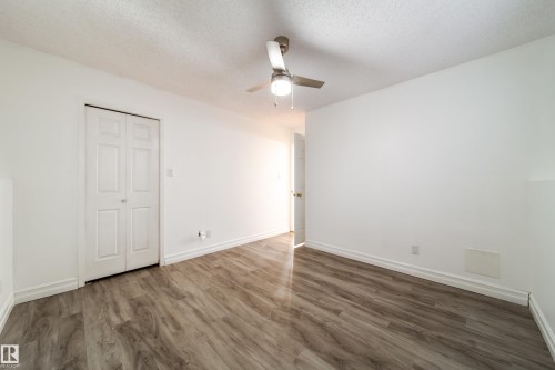 18007 57 Avenue, Edmonton, AB - Indoor Photo Showing Other Room