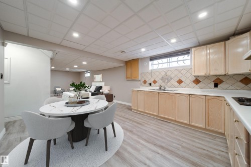 18007 57 Avenue, Edmonton, AB - Indoor