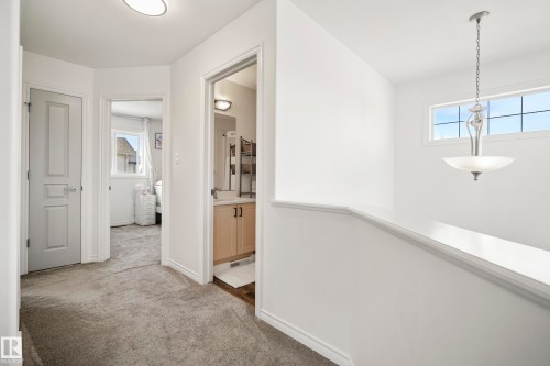 8318 Shaske Crescent, Edmonton, AB - Indoor Photo Showing Other Room
