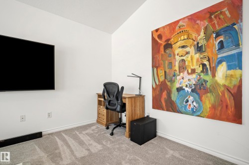 8318 Shaske Crescent, Edmonton, AB - Indoor