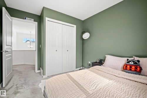 8318 Shaske Crescent, Edmonton, AB - Indoor Photo Showing Bedroom