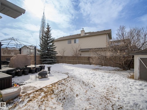 8318 Shaske Crescent, Edmonton, AB - Outdoor