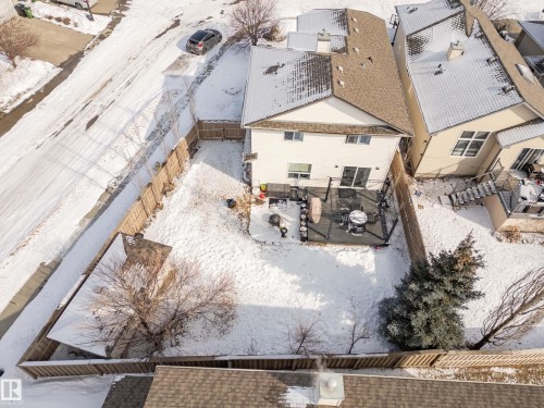 8318 Shaske Crescent, Edmonton, AB - Outdoor