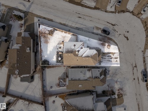 8318 Shaske Crescent, Edmonton, AB - 