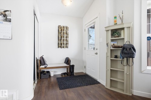 2916 31 Street, Edmonton, AB - Indoor Photo Showing Other Room