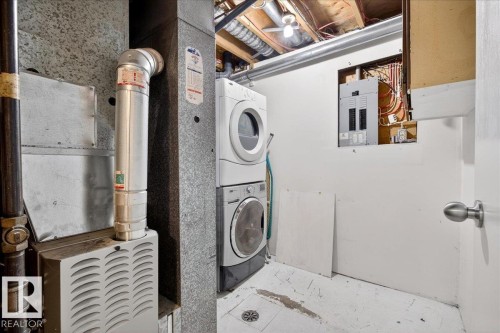 15621 83A Street, Edmonton, AB - Indoor Photo Showing Laundry Room