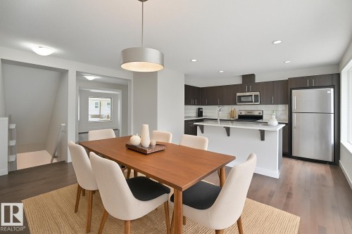 Virtually staged - 35 2922 Maple Way, Edmonton, AB - Indoor