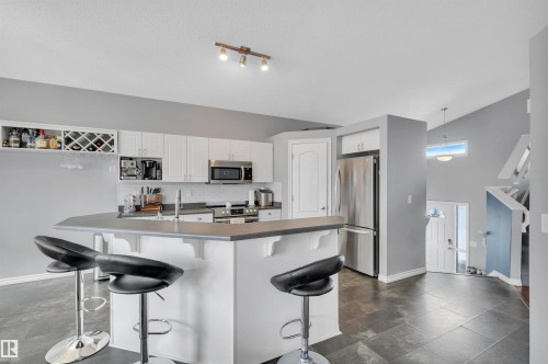 62 Douglas Crescent, Leduc, AB - Indoor Photo Showing Kitchen