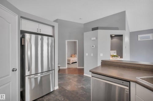 62 Douglas Crescent, Leduc, AB - Indoor Photo Showing Kitchen