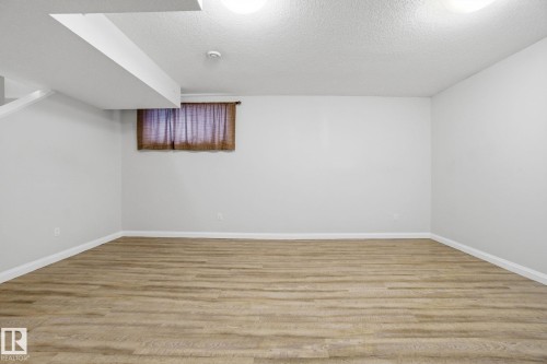 1220 Secord Landing Landing, Edmonton, AB - Indoor Photo Showing Other Room