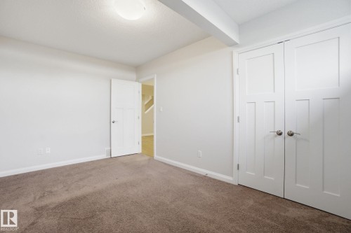 1220 Secord Landing Landing, Edmonton, AB - Indoor Photo Showing Other Room