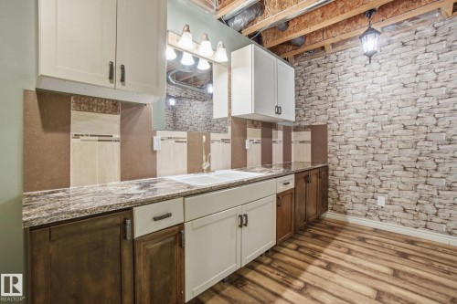 1220 Secord Landing Landing, Edmonton, AB - Indoor