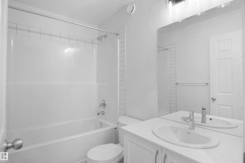 2250 194A Street, Edmonton, AB - Indoor Photo Showing Bathroom