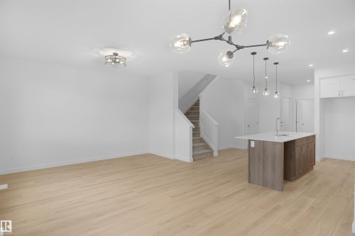2250 194A Street, Edmonton, AB - Indoor