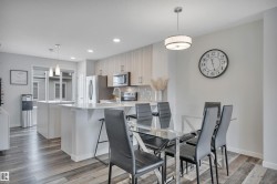 48 2905 141 Street  Edmonton, AB T6W 3M4