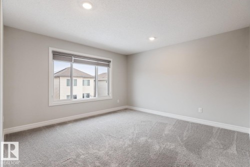 1424 29 Street, Edmonton, AB - Indoor Photo Showing Other Room