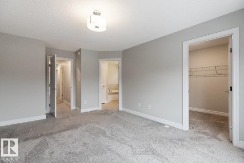 1424 29 Street, Edmonton, AB - Indoor