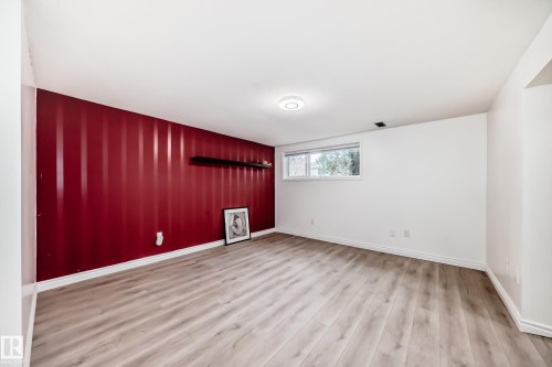 10703 65 Avenue, Edmonton, AB - Indoor Photo Showing Other Room