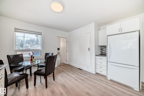 10703 65 Avenue, Edmonton, AB - Indoor Photo Showing Dining Room