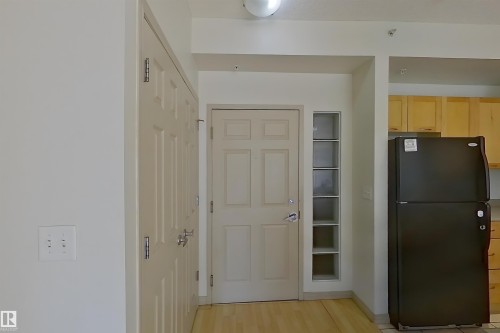 1-518 4245 139 Avenue, Edmonton, AB - Indoor