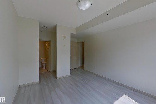 1-518 4245 139 Avenue, Edmonton, AB - Indoor Photo Showing Other Room