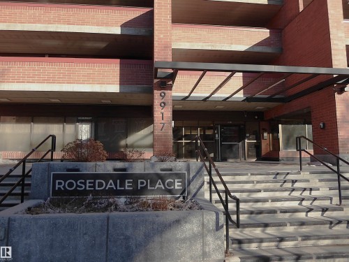 207 9917 110 Street NW  Edmonton, AB T5K 2N4