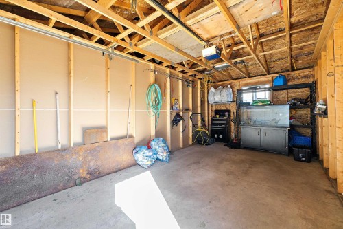 1104 161 Street, Edmonton, AB - Indoor Photo Showing Garage