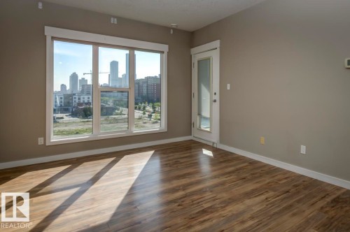 515 10518 113 Street, Edmonton, AB - Indoor Photo Showing Other Room