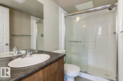 515 10518 113 Street, Edmonton, AB - Indoor Photo Showing Bathroom