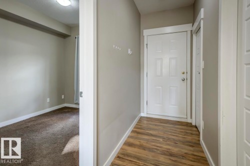 515 10518 113 Street, Edmonton, AB - Indoor Photo Showing Other Room