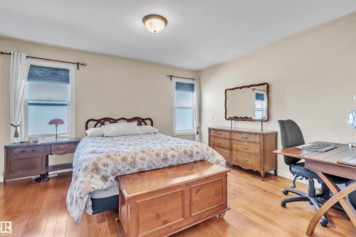 702 Pheasant Close, Cold Lake, AB - Indoor Photo Showing Bedroom