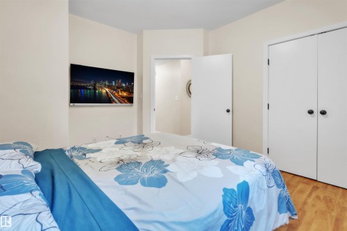 702 Pheasant Close, Cold Lake, AB - Indoor Photo Showing Bedroom