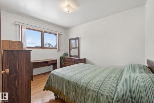 9145 152 Street, Edmonton, AB - Indoor Photo Showing Bedroom