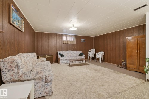 9145 152 Street, Edmonton, AB - Indoor