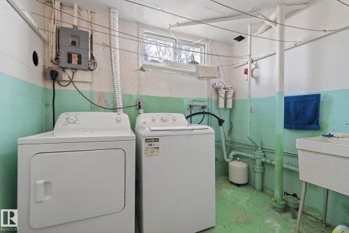 9145 152 Street, Edmonton, AB - Indoor Photo Showing Laundry Room