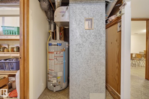 9145 152 Street, Edmonton, AB - Indoor